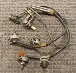 1966 FENDER CORONADO II BASS COMPLETE WIRING HARNESS 250K POTS JACK P/U SWITCH - Picture 1 of 3