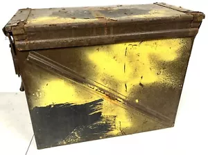 Caja de almacenamiento de municiones metálicas vacía de 30 mm emisión militar británica - Imagen 1 de 5