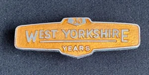 WEST YORKSHIRE 30 YEARS SERVICE ENAMEL BUS COACH CAP BADGE - Picture 1 of 2