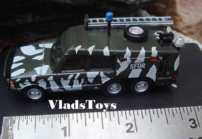 Oxford 1/76 Land Rover TACR2 RAF Fire Airfield Crash Rescue Mark 2 76TAC005 - Image 1 of 4