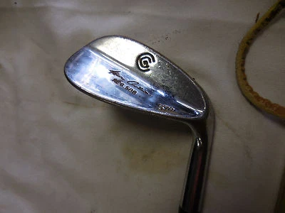 RH Cleveland Tour Action REG.588 57* Degree Sand Wedge True Temper Steel - Image 1 of 4