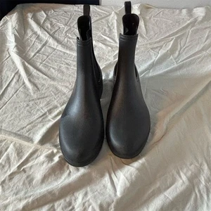 ALDO Women's Black Chelsea Ankle Rain Boots Size 6.5 Waterproof - Picture 1 of 6