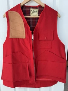 Vintage Weatherite M Red Hunting Outdoor Vest Pockets Plaid Inner Costume - Picture 1 of 24