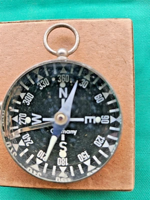 ANTIQUE POCKET COMPASS SILVER & UNBREAKABLE GLASS MADE IN WESTERN GERMANY W/ BOX - Image 1 of 4
