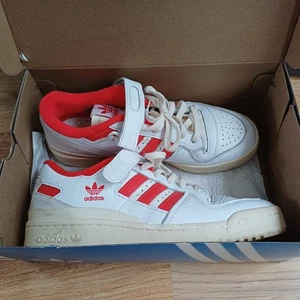 Adidas Forum 84 Low Adidas Originals Red And White UK Size 9.5 Mens Trainers - Picture 1 of 6