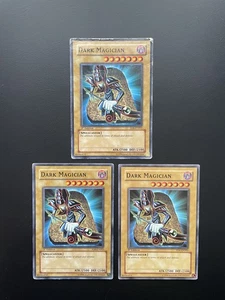 Yugioh Dark Magician SD6-EN003 1ª Edición Común Dañado X3 - Imagen 1 de 2