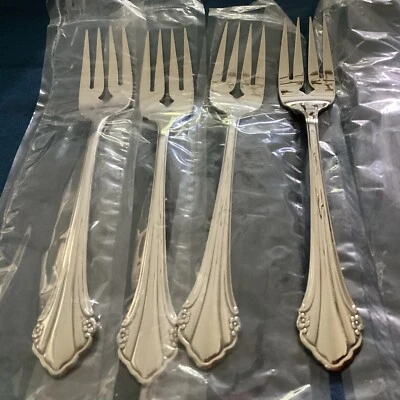 BITTERSWEET REPOSE Set of 4 Salad Forks Oneida Stainless Unused USA Flatware - Image 1 of 2