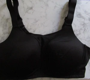 Livi Sport Bra 42D Black No Wire Sports Wireless Lane Bryant Plus Size - Picture 1 of 6