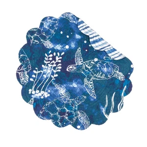 Marley Cove Blue Sea Turtles Quilted Scalloped Edge Round Dining Single - Picture 1 of 3