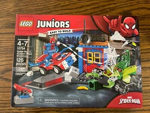 LEGO Juniors Marvel (10754) Spider-Man vs. Scorpion Street Showdown (125 pc) NIB - Picture 1 of 6