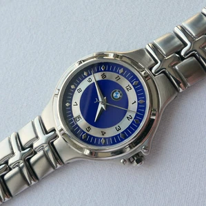 BMW Men's Women's Classic Retro Car Accessory Design Made in Germany Sport Watch - Picture 1 of 24