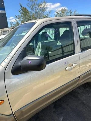 MAZDA TRIBUTE YU SERIES 02/2001-02/2003 LEFT FRONT DOOR LOCK MECHANISM  - image 1 of 4