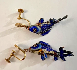 Vtg 10K Yellow Gold Articulated Blue Cloisonne Enamel Fish Screw Back Earrings - Picture 1 of 9