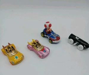 Mario Kart Hot Wheels Nintendo Mattel 1:64 Lote de 4 Daisy Peach Toad Bullet Bill - Imagen 1 de 18