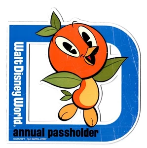 Disney Jahreskartenetui orange Vogel Magnet D-Form - Bild 1 von 1