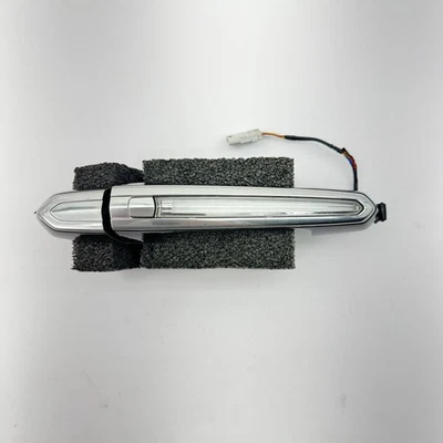 Cadillac XTS 2013-2019 manija de puerta exterior delantera izquierda lado del conductor OEM Foto 1 de 4