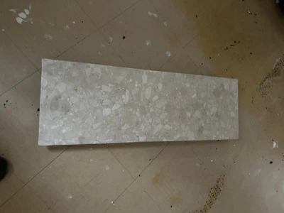marble hearth used (beige/cream) 91cm X 30cm X 7cm - Image 1 of 4