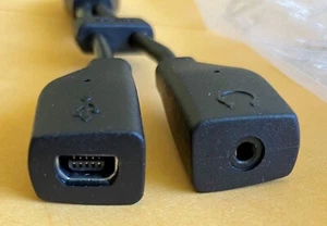 HTC Y SPLITTER HEADSET & CHARGING CABLE ADAPTER - Picture 1 of 7