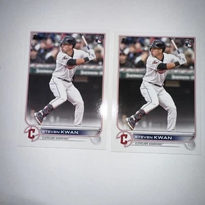 2022 Topps Update Series - Batting #US261 Steven Kwan (RC) Lot Of 2 - Picture 1 of 2