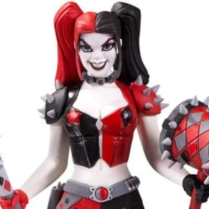 Harley Quinn Red White and Black Statue by Amanda Conner Statue Brand New Collec - Picture 1 of 3