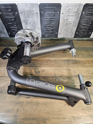 CycleOps Fluid Indoor Bike Trainer Mountain Bike Road Racing NO FRONT BLOCK - Image 1 of 4