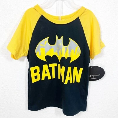 BATMAN T-shirt Size 7 Boys Black & Yellow Short Sleeve Graphic Bat Sign Top New - Image 1 of 3