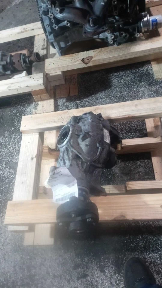 Transmisión automática Carrier relación 3,23 trasera compatible con BMW 640i 461130 12-19 Foto 1 de 1