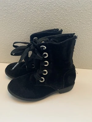 Botas de gamuza negras Koolaburra by UGG para niñas talla 13 Foto 1 de 4