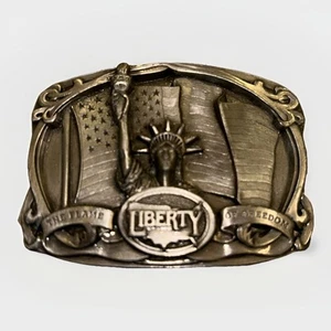 De colección Liberty Cinturón Hebilla Bergamota Latón Funciona Dama Llama de la Libertad 1985 EE. UU. 3,25 - Imagen 1 de 4