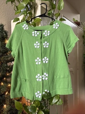 Cárdigan suéter Crystal Kobe para mujer manga corta mediana con cuentas floral verde Foto 1 de 3