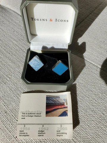 Los Angleles Dodgers Satdium Seat baseball cufflinks by Token & Icons NIB Cover