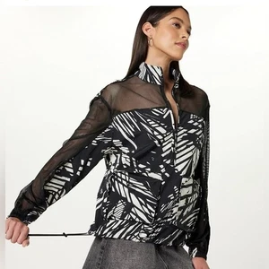 The Drop schwarz-weiße Netz-Fallschirmjacke. Neu mit Etikett. Größe L - Bild 1 von 12