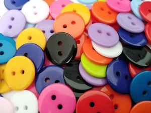 30 x Round 2 Hole Sewing Resin 9mm / 18mm / 23mm / 28mm Buttons for Crafts - Picture 1 of 28