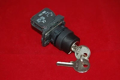 1PC 22mm Key switch 2 Position Fits Plastic XB5AG21 1NO Maintained