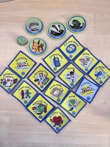 Old Brownie Badges (obsolete) - Picture 1 of 37