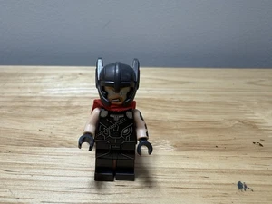 LEGO Marvel Super Heroes Thor MInifigure  - Picture 1 of 3