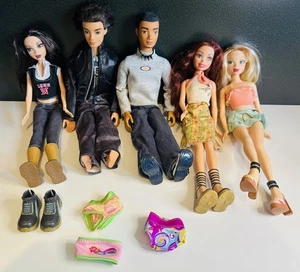 Mixed Lot of 5 Bratz Dolls Loose Figures & Accessories - Picture 1 of 4