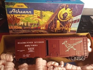 Roadrunner Division RMR NMRA Blue Box Athearn Kit R4A 40' Brown Boxcar RRDX 1981 - Picture 1 of 8