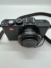 Цифровые фотоаппараты Leica