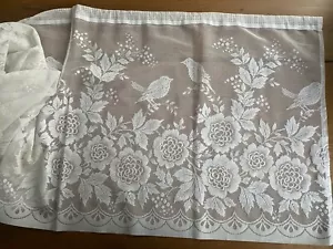 Vintage 70er Jahre Gardine Bistrogardine Blumen Vögel B 250cm H53 cm Weiß - Bild 1 von 3