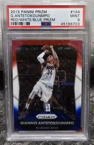 Tarjeta Prizm 2015-16 Panini Prizm Giannis Antetokounmpo rojo blanco azul PSA 9 Bucks - Imagen 1 de 2