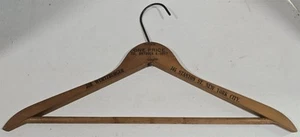 Publicidad de percha de madera vintage Joe Wurtzburger 165 Stanton St New York City - Imagen 1 de 6
