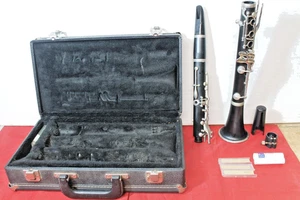 Vintage Artley 17S Student Clarinet with Case - Picture 1 of 24
