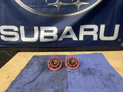 Par de cuernos Subaru Impreza WRX STI HELLA 2002-2007 Foto 1 de 4