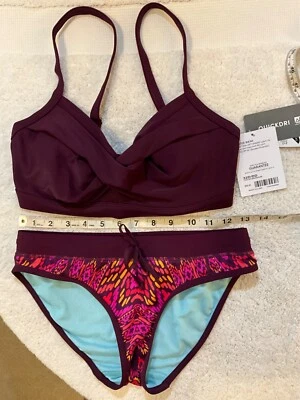 NWT Athleta 2pc 32D/DD Wild Bloom Twister Bikini Top 964874 Cayo XS Bottom - Image 1 of 4