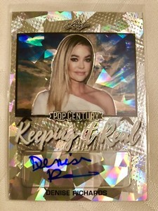 Denise Richards 2020 Autograph Leaf Pop Century Diamond Refractor #1/10