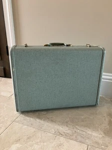 Samsonite Streamlite Suitcase - Picture 1 of 6