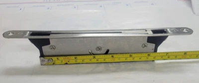 Perno empotrado de acción de palanca de puerta de aluminio Foto 1 de 4