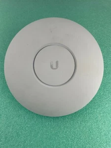 Ubiquiti Unifi AP AC PRO UAP-AC-PRO-US 802.11ac PRO Wireless Access Point - Picture 1 of 2