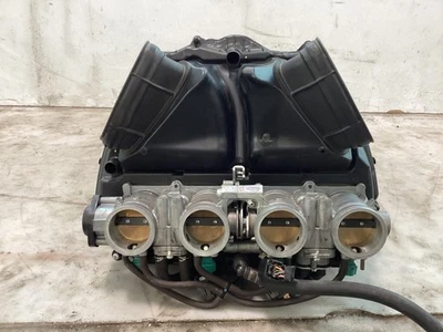 08-11 Honda CBR1000RR INYECTORES DE COMBUSTIBLE PRINCIPALES CUERPOS DEL ACELERADOR CAJA DE AIRE OEM Foto 1 de 3